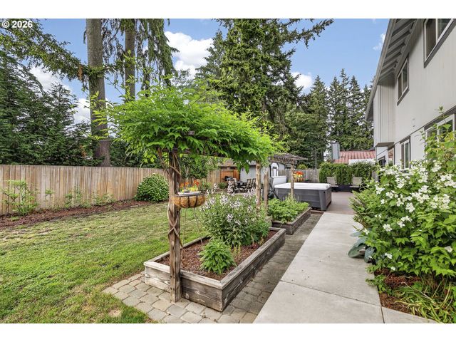 308 Ne 144TH Ave, Vancouver, WA 98684