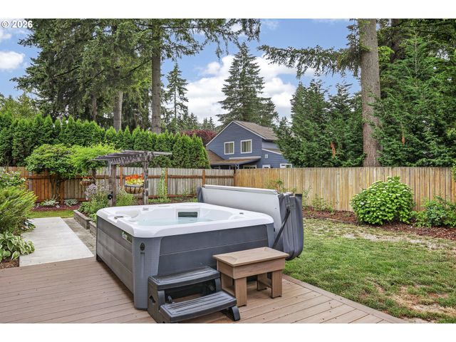 308 Ne 144TH Ave, Vancouver, WA 98684