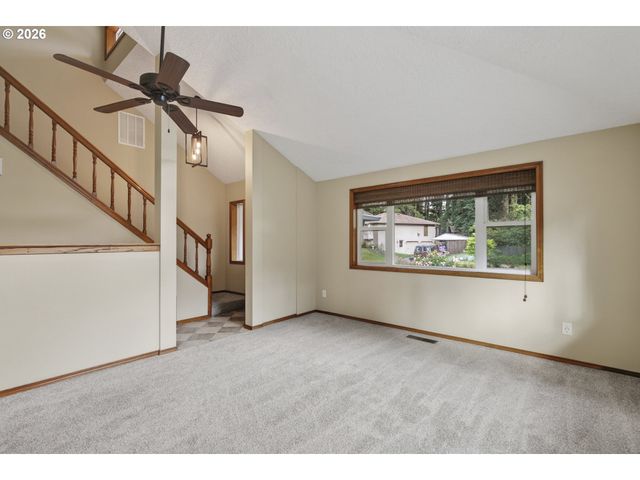 308 Ne 144TH Ave, Vancouver, WA 98684