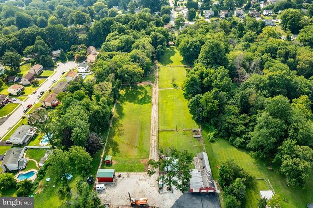 1819 LARKIN RD, Upper Chichester, PA 19061
