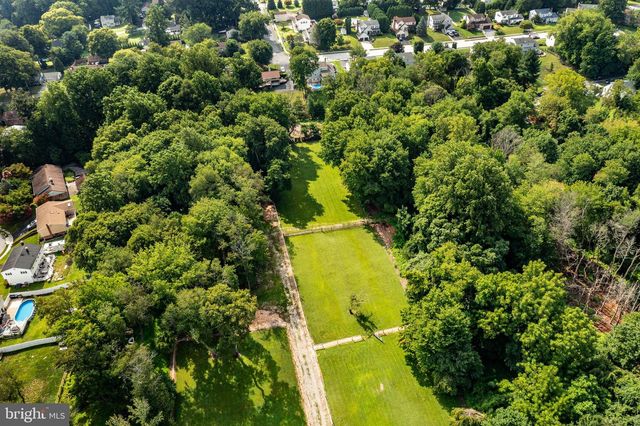 1819 LARKIN RD, Upper Chichester, PA 19061