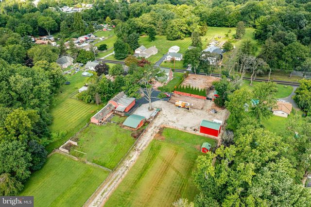 1819 LARKIN RD, Upper Chichester, PA 19061