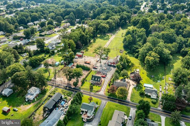 1819 LARKIN RD, Upper Chichester, PA 19061