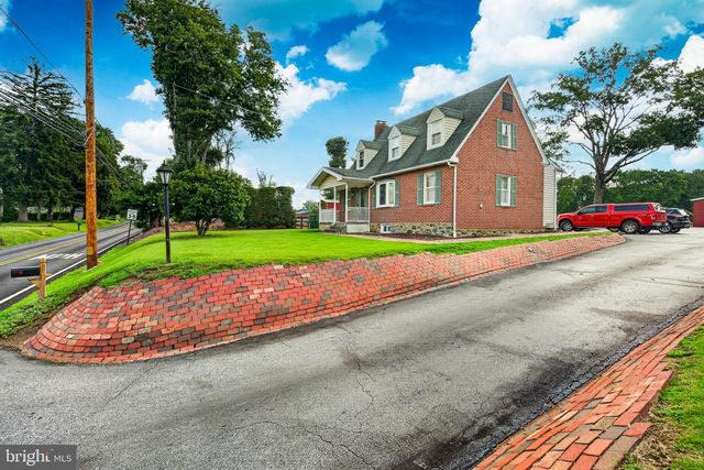 1819 LARKIN RD, Upper Chichester, PA 19061