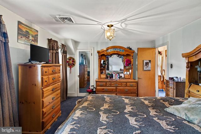 1819 LARKIN RD, Upper Chichester, PA 19061