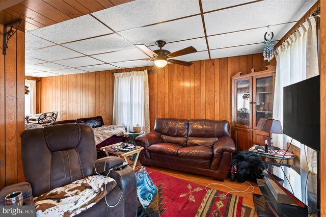 1819 LARKIN RD, Upper Chichester, PA 19061