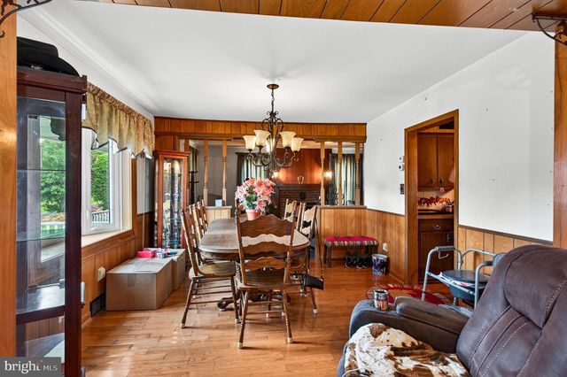 1819 LARKIN RD, Upper Chichester, PA 19061