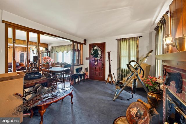 1819 LARKIN RD, Upper Chichester, PA 19061