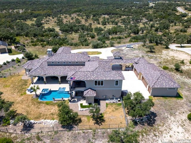 11420 MONTELL PT, Boerne, TX 78006