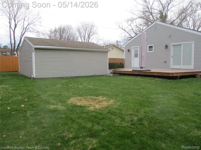 4610 Van Amberg Road, Brighton Township, MI 48114