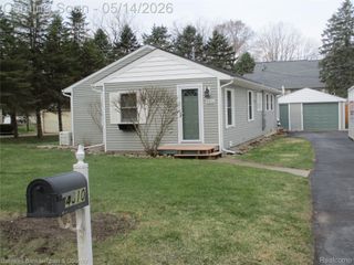 4610 Van Amberg Road, Brighton Township, MI 48114