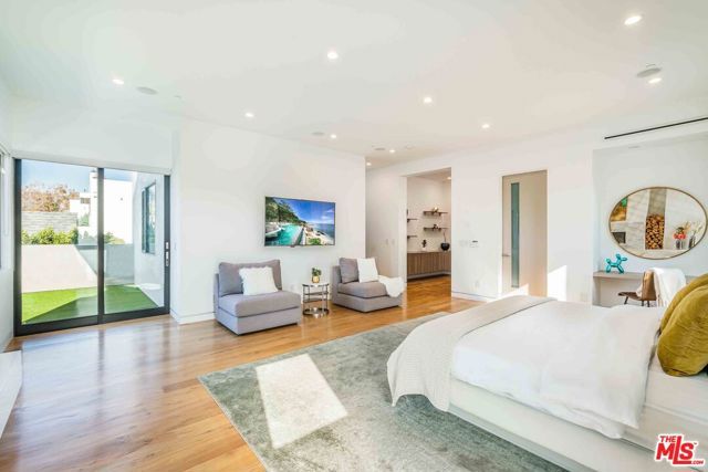 823 N Gardner Street, Los Angeles, CA 90046