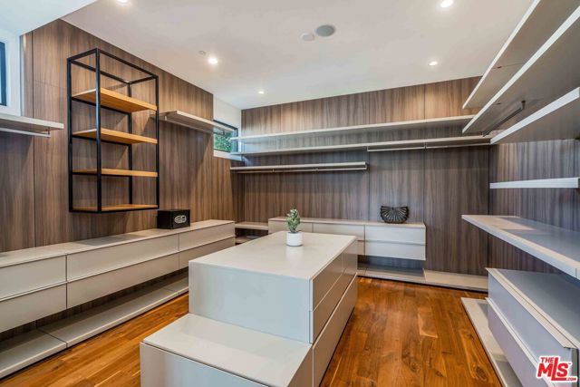 823 N Gardner Street, Los Angeles, CA 90046