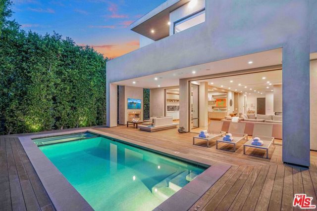 823 N Gardner Street, Los Angeles, CA 90046