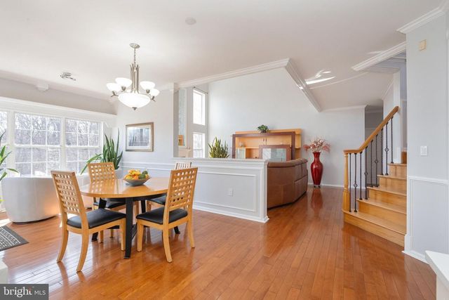 6 LAWRENCE CT, Monroe Township, NJ 08831