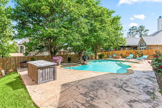 2401 Ellis Park Lane, Conroe, TX 77304