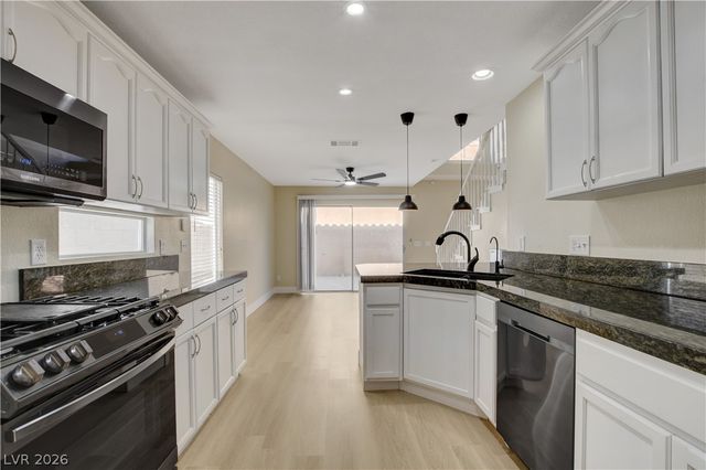 3330 Cheltenham Street, Las Vegas, NV 89129