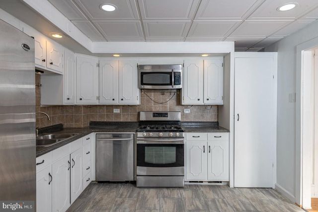 202 WATER ST, Oley, PA 19547