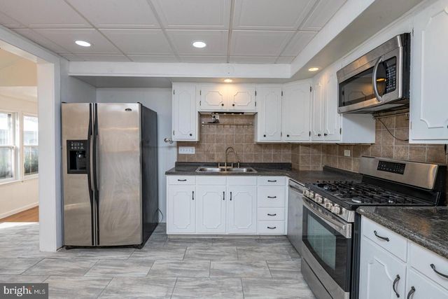 202 WATER ST, Oley, PA 19547