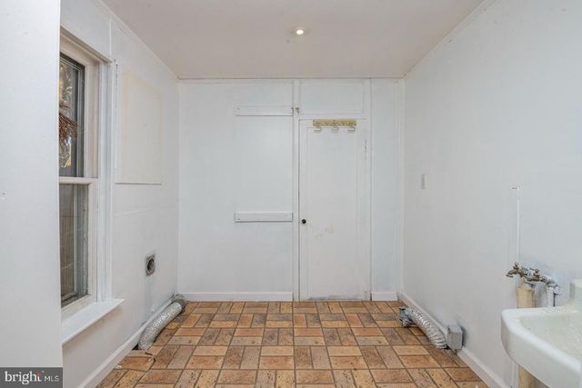 202 WATER ST, Oley, PA 19547