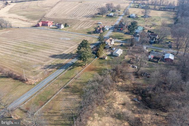 202 WATER ST, Oley, PA 19547