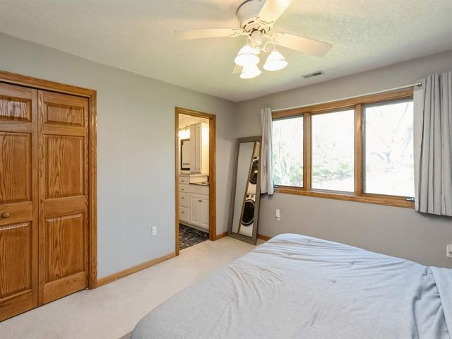 1415 W 9th Street S, Newton, IA 50208