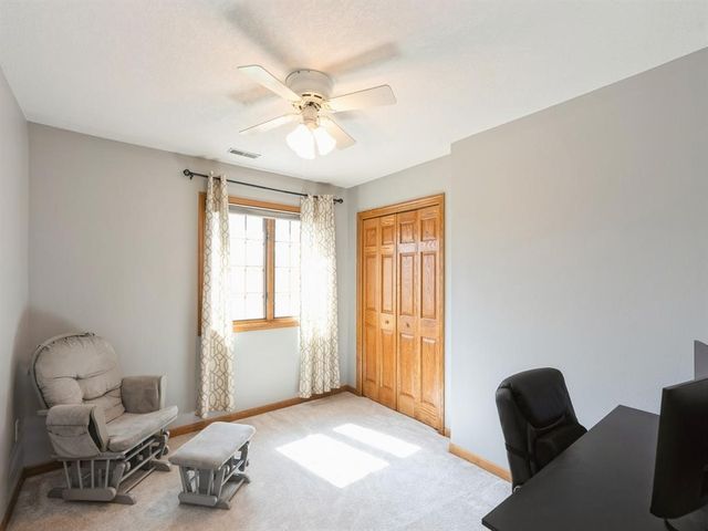 1415 W 9th Street S, Newton, IA 50208