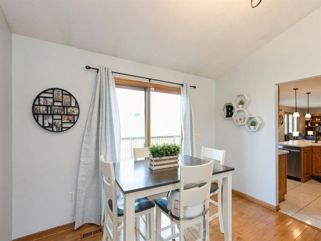 1415 W 9th Street S, Newton, IA 50208