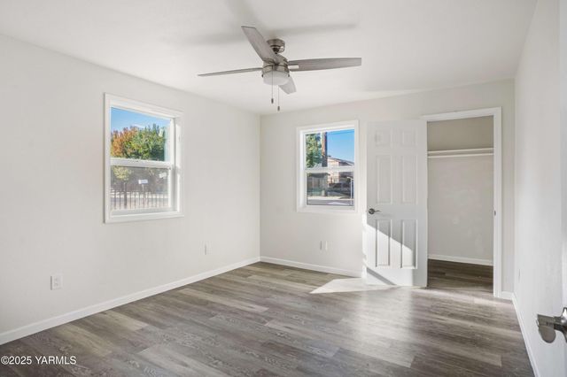 105 S Fair Ave, Yakima, WA 98901