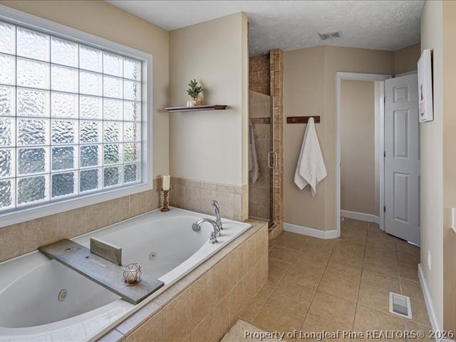 1328 Masterpiece Drive, Hope Mills, NC 28348