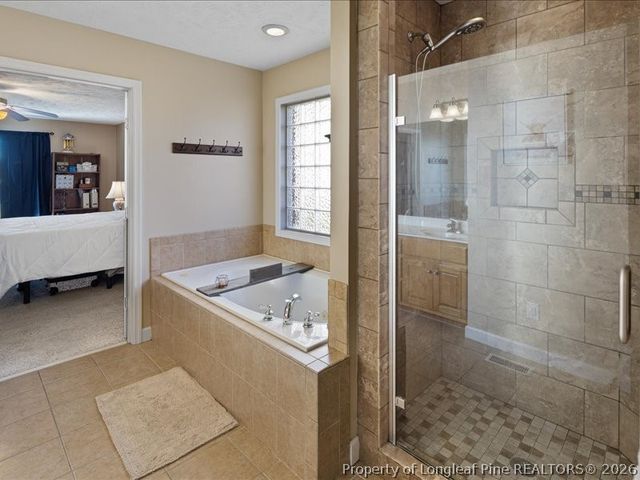 1328 Masterpiece Drive, Hope Mills, NC 28348