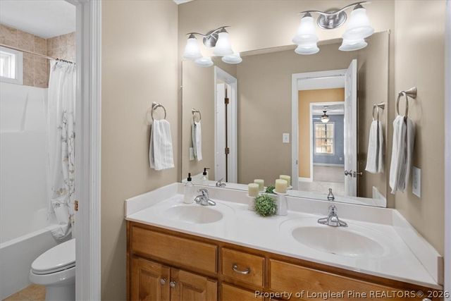 1328 Masterpiece Drive, Hope Mills, NC 28348