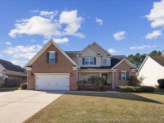 1328 Masterpiece Drive, Hope Mills, NC 28348