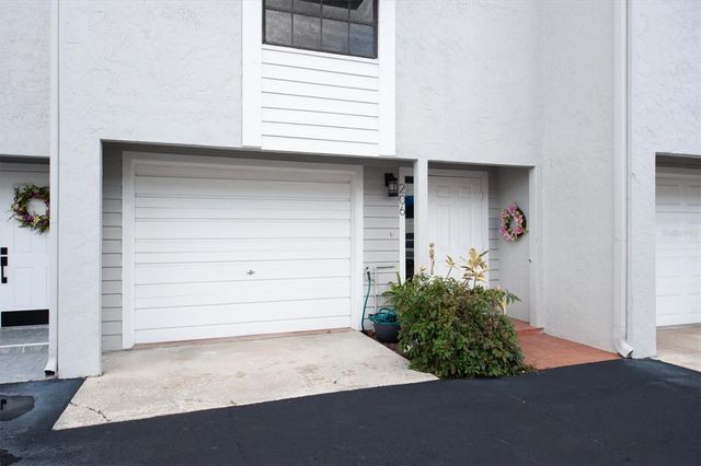 745 PINELLAS BAYWAY S 206, St Petersburg, FL 33705