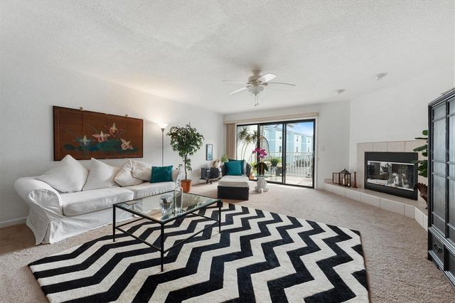 745 PINELLAS BAYWAY S 206, St Petersburg, FL 33705