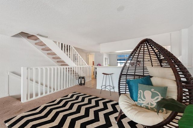 745 PINELLAS BAYWAY S 206, St Petersburg, FL 33705