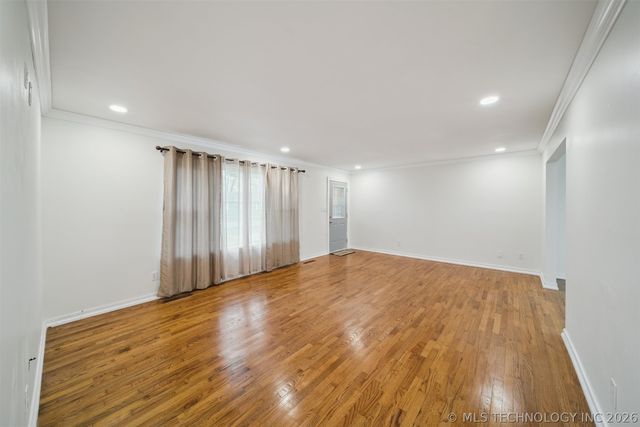 205 S Mary Avenue, Wagoner, OK 74467