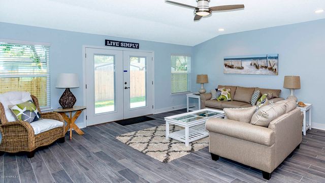 707 AMBERJACK Lane, Atlantic Beach, FL 32233