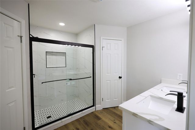 51 Sweetgum Court, Brazos Bend, TX 77566