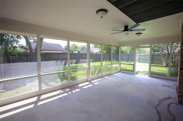 51 Sweetgum Court, Brazos Bend, TX 77566