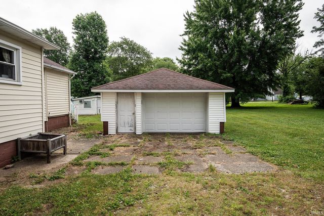 108 N Tongue Street, Freelandville, IN 47535