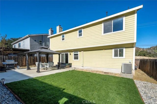 30352 San Martinez, Castaic, CA 91384