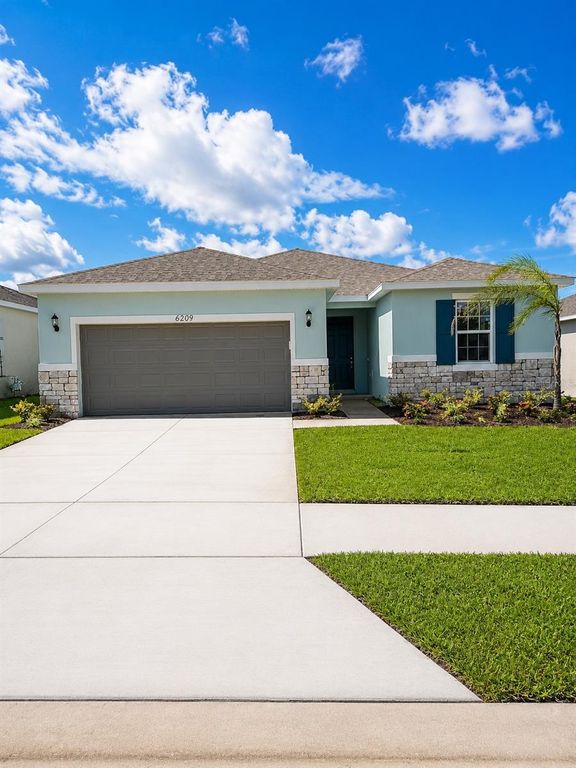 6209 SANDERS GROVE CIRCLE, Okahumpka, FL 34762