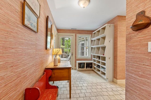 44 Andover Street, North Andover, MA 01845