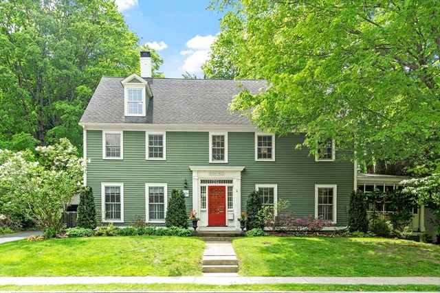 44 Andover Street, North Andover, MA 01845