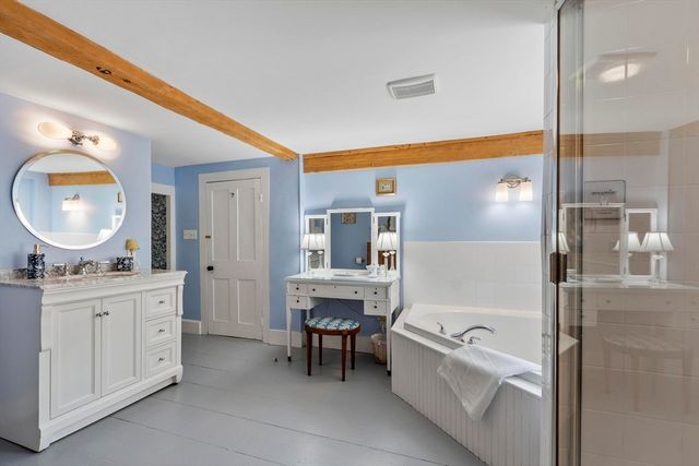 44 Andover Street, North Andover, MA 01845