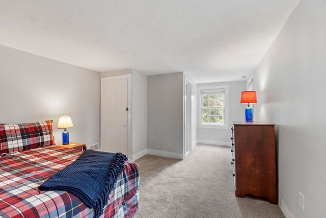 44 Andover Street, North Andover, MA 01845