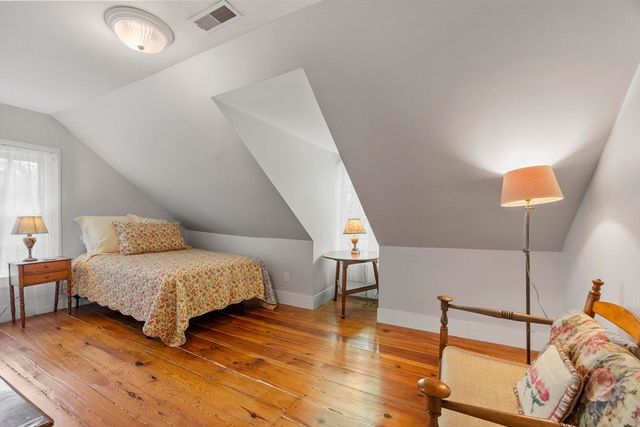 44 Andover Street, North Andover, MA 01845
