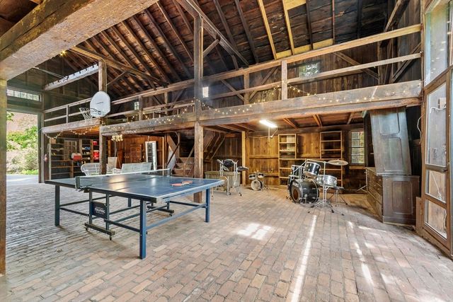 44 Andover Street, North Andover, MA 01845