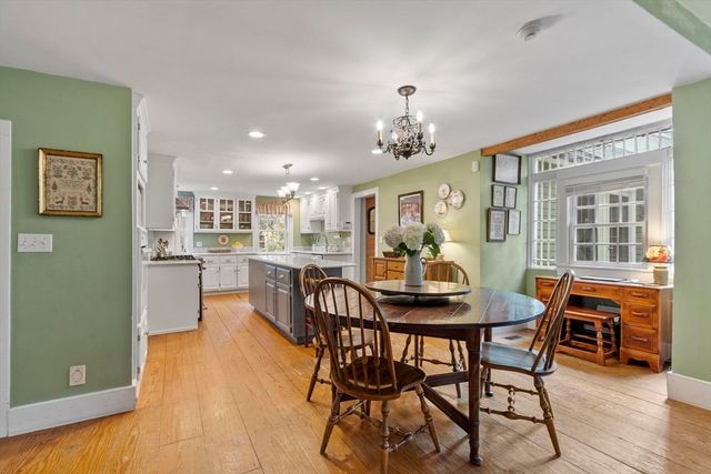 44 Andover Street, North Andover, MA 01845